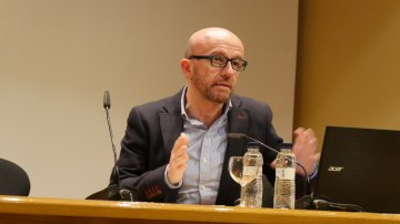 Ponencia "Radio Universitaria. Tradición y visión de futuro" de la semana de la radio