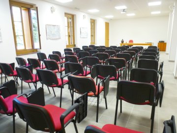 Salón de actos UNED Sabiñánigo